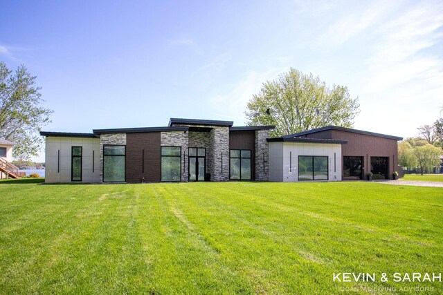 69088 Hillside Dr, Dowagiac, MI 49047
