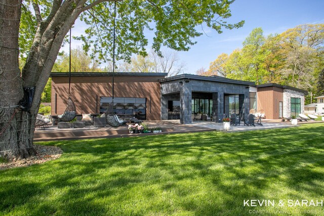69088 Hillside Dr, Dowagiac, MI 49047