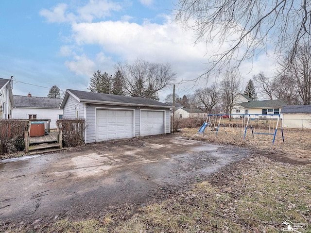 view of detached garage