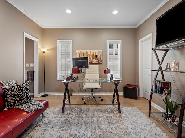 office area with baseboards, recessed lighting, and crown molding