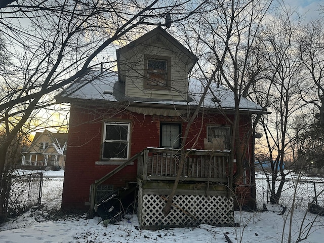 view of front facade with brick siding