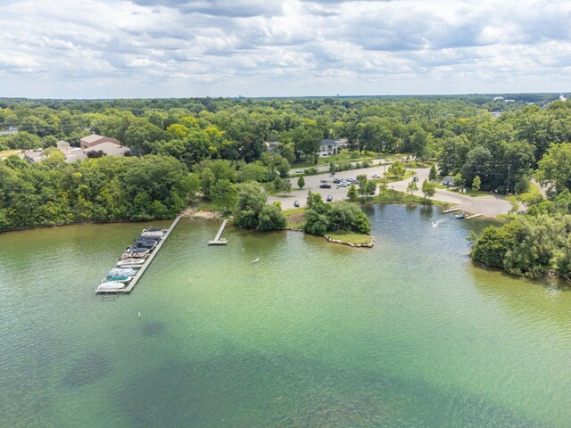 4053 Harbor Vista Dr, Orchard Lake, MI 48323