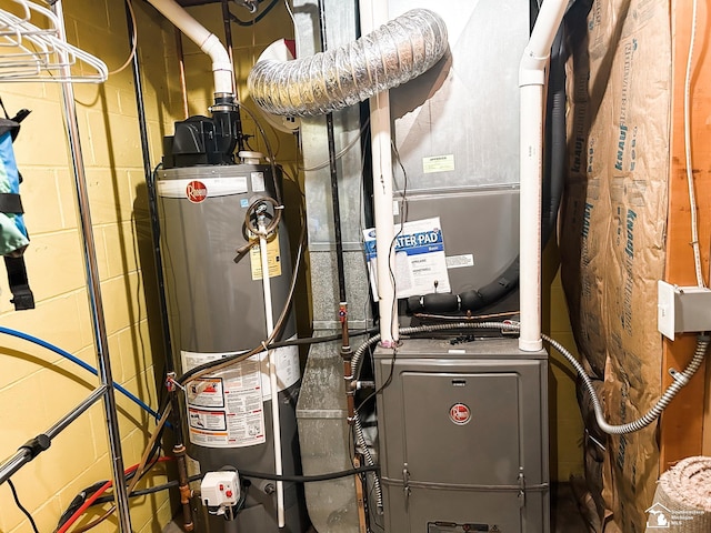 11799 Greenbriar Dr, Jerome, MI 49249 - utilities featuring water heater and heating unit