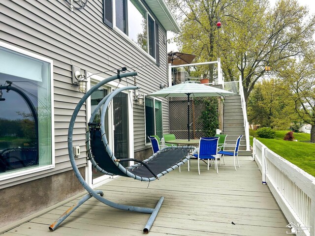 11799 Greenbriar Dr, Jerome, MI 49249 - deck featuring stairs
