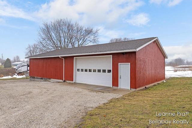 view of detached garage