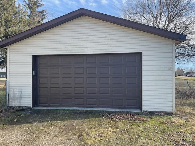 view of detached garage