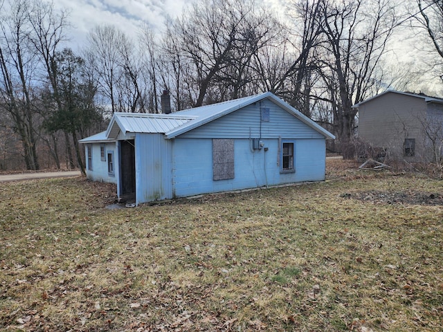 view of outdoor structure