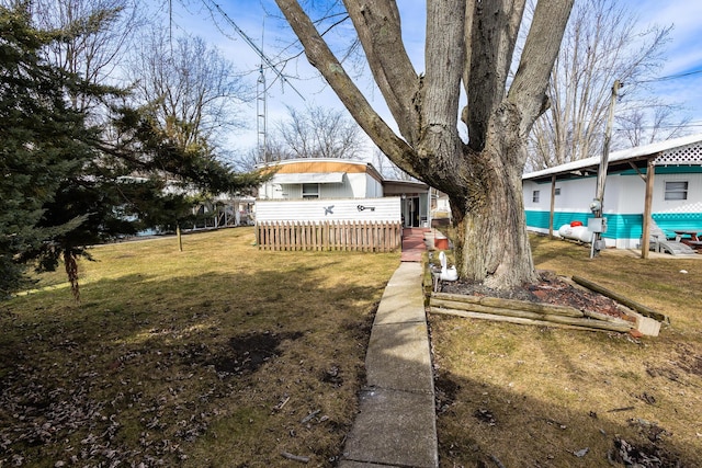 view of yard featuring fence