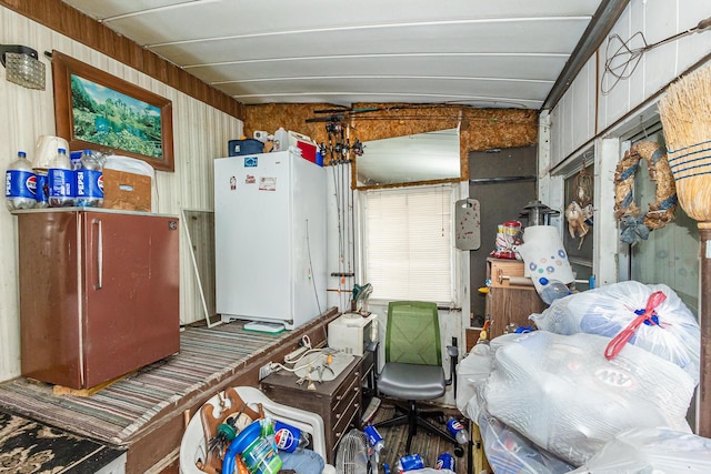 garage featuring freestanding refrigerator