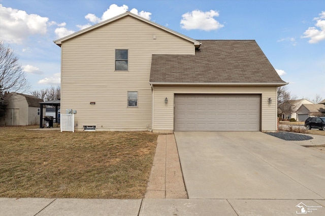 view of front facade with an attached garage, a front lawn, concrete driveway, and roof with shingles