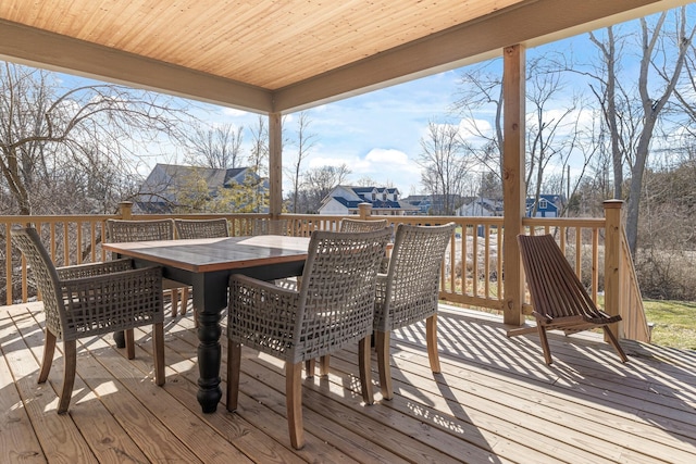 deck with outdoor dining space