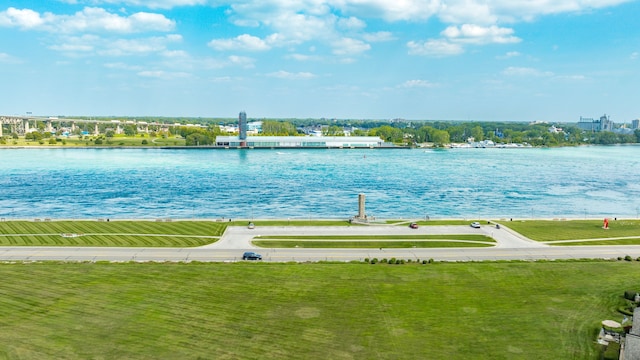 view of water feature