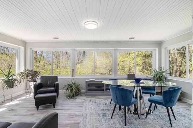 view of sunroom / solarium