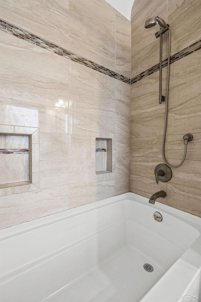 bathroom featuring shower / bathtub combination