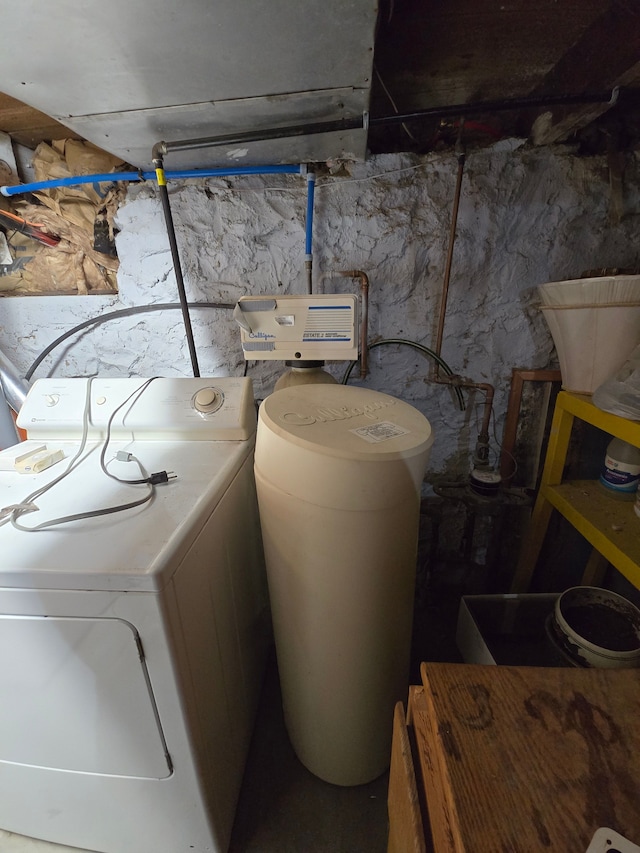 utility room featuring washer / clothes dryer