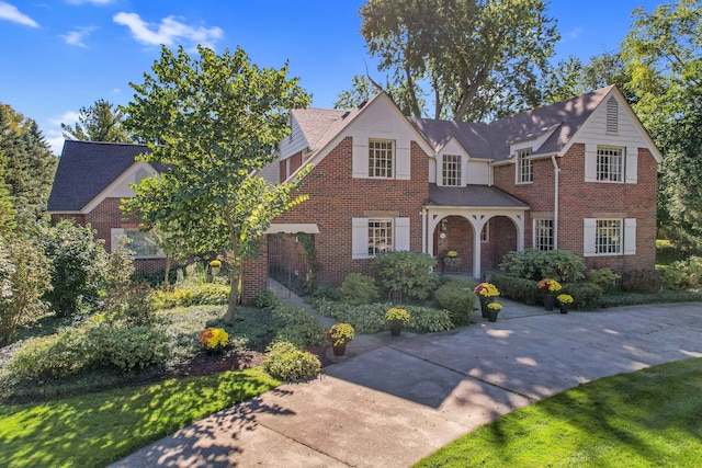 view of front of property with brick siding