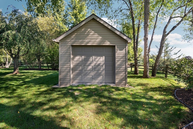 view of detached garage