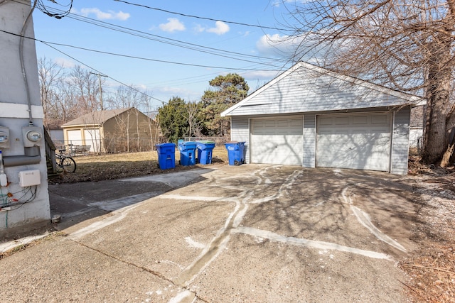 view of detached garage