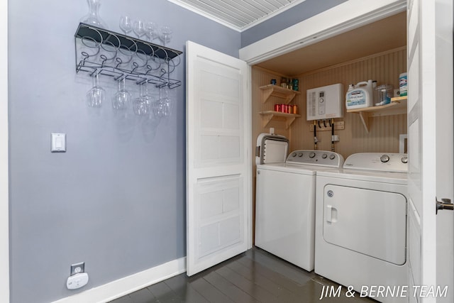 laundry area featuring laundry area and washer and clothes dryer