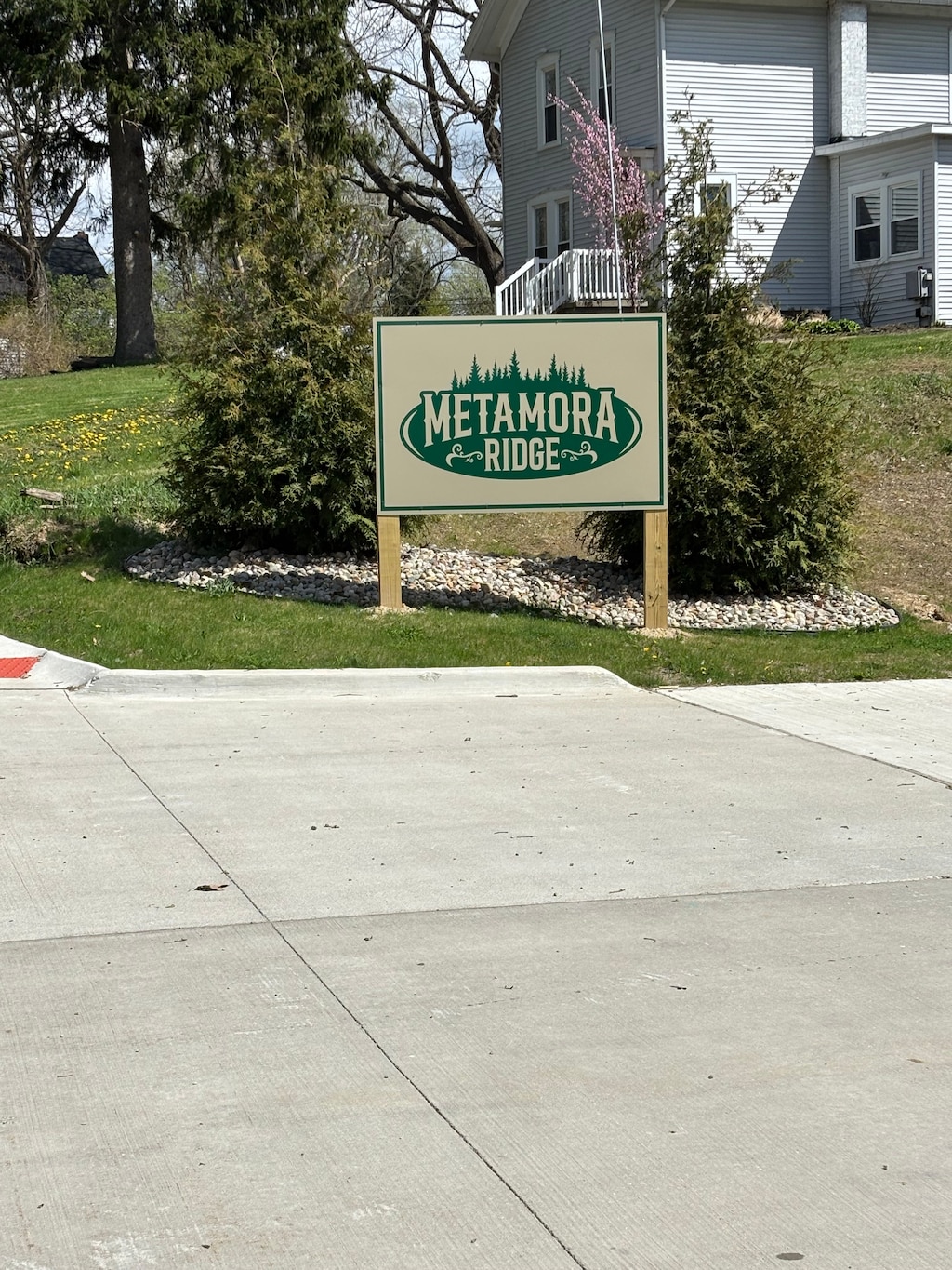4060 Metamora Rdg, Metamora, MI 48455