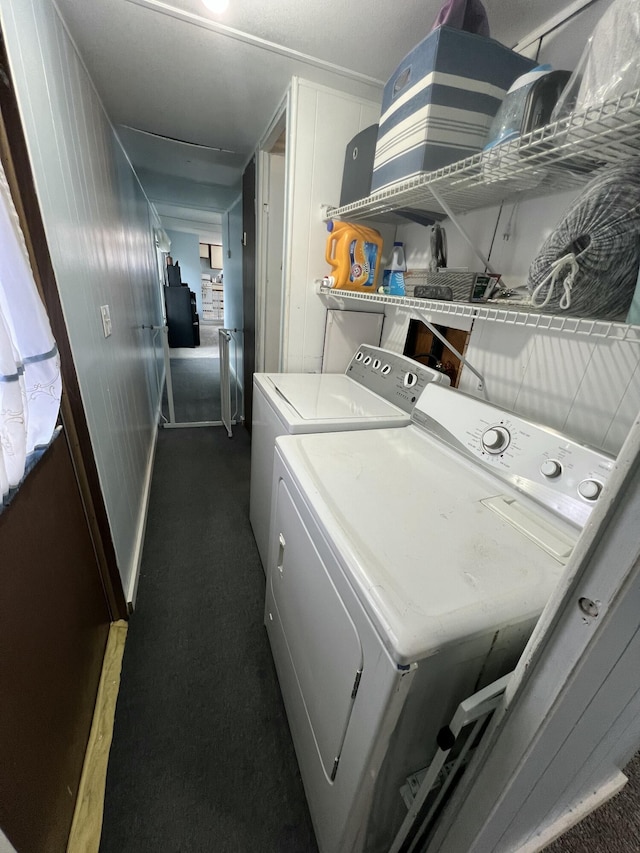 laundry room with laundry area and washing machine and dryer