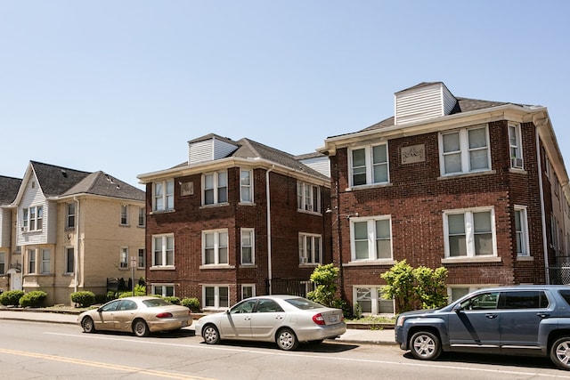 view of front facade with brick siding