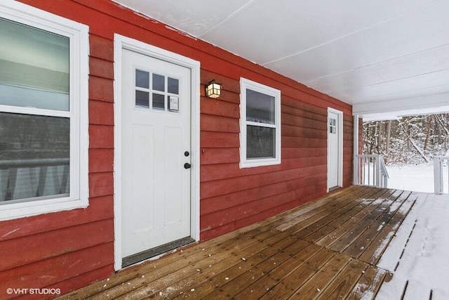 property entrance with a porch