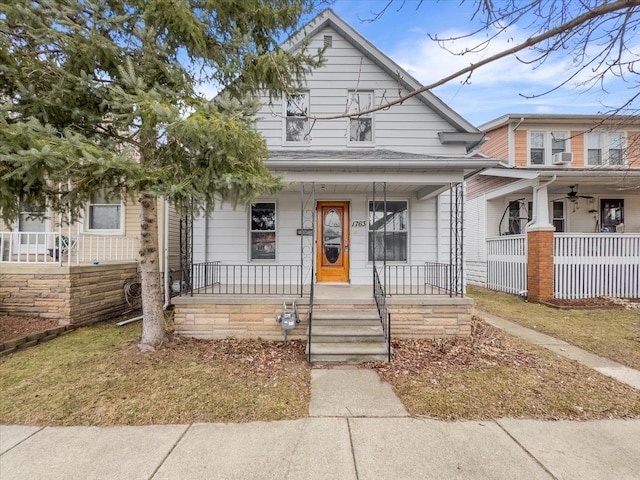 view of front of house featuring a porch