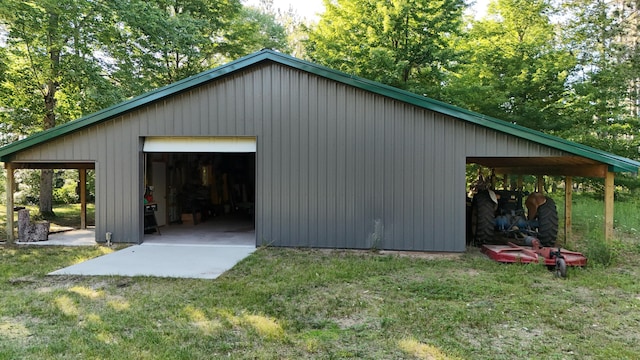 garage with a detached garage