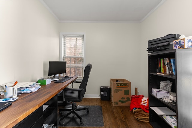 office with crown molding, baseboards, and wood finished floors