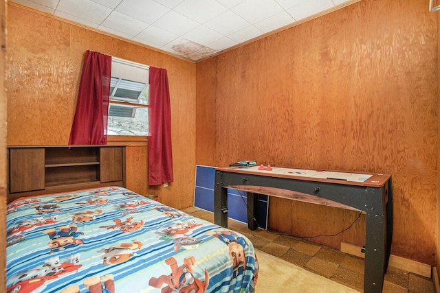 unfurnished bedroom featuring crown molding