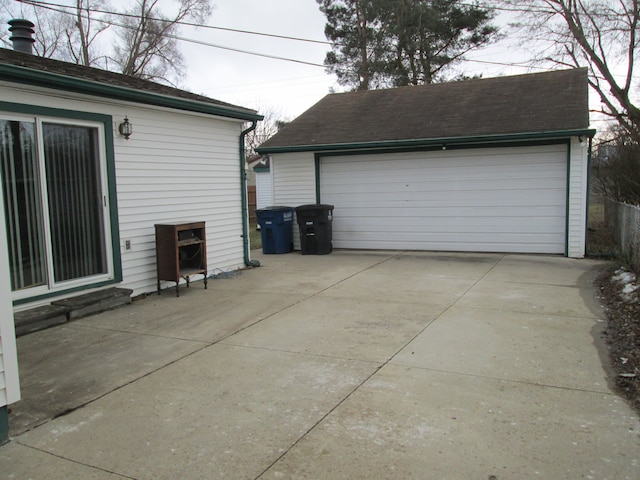 view of detached garage