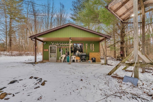 exterior space with a carport