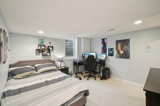 bedroom featuring carpet, visible vents, baseboards, and recessed lighting