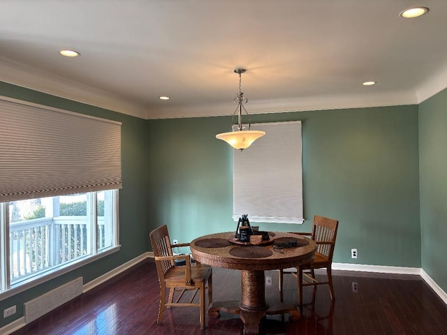 dining area featuring hardwood / wood-style flooring, visible vents, baseboards, and recessed lighting