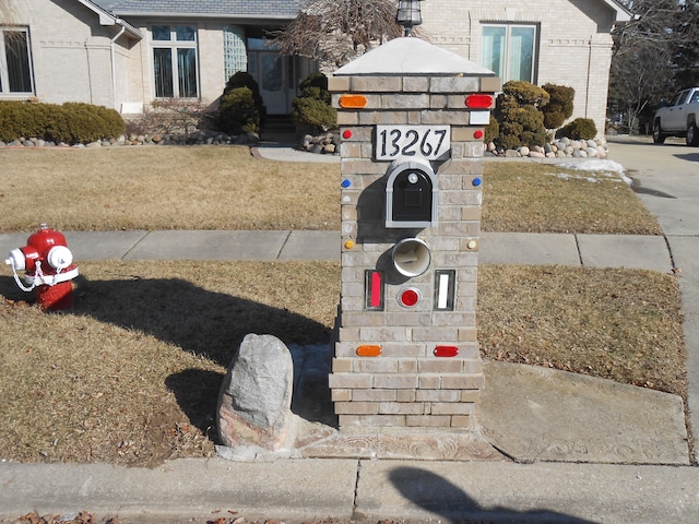 13267 Pearl Dr, Utica, MI 48315 - exterior space