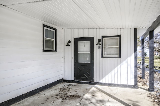 view of entrance to property