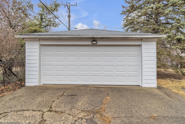 view of detached garage