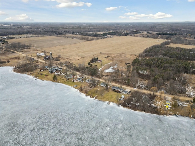 birds eye view of property featuring a rural view