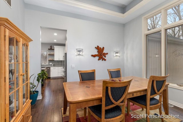 dining space featuring visible vents, dark wood-type flooring, and recessed lighting