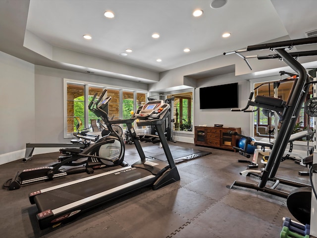 gym with recessed lighting, visible vents, and baseboards