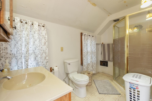 full bath with lofted ceiling, a shower stall, toilet, and vanity