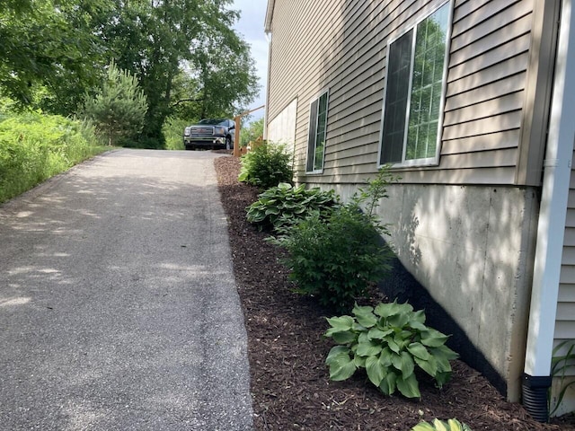 view of home's exterior