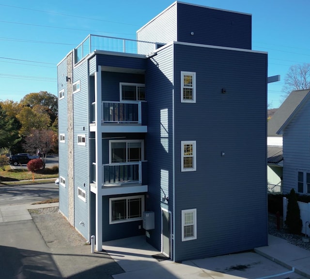 917 Third St, Traverse City, MI 49684