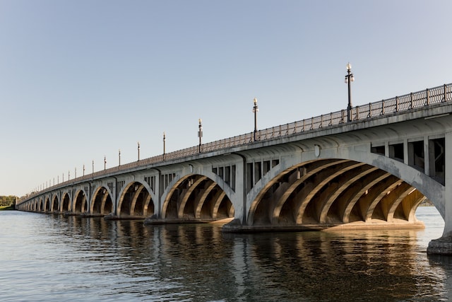 exterior details with a pier