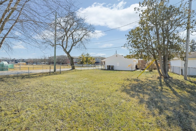 view of yard featuring fence