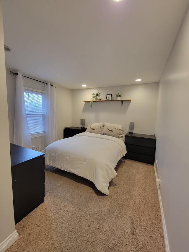 bedroom with carpet floors, baseboards, and recessed lighting