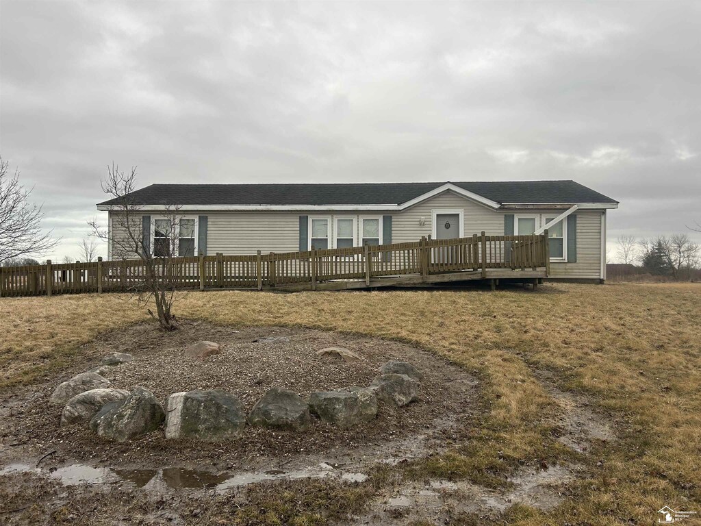 2200 Buhl Rd, Newport, MI 48166 - photo 1