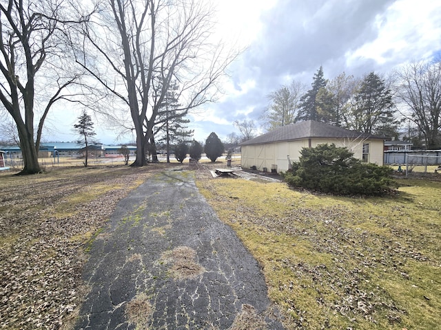 7993 Church Rd, Grosse Ile, MI 48138 - exterior space