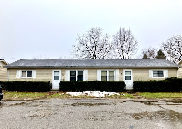 view of single story home